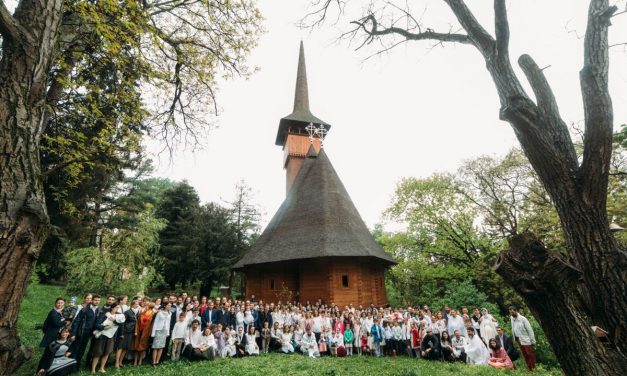 Bucuria Învierii – spectacol de Hramul Bisericii și de ziua Sf. Ioan Valahul